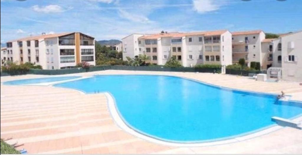 Escapade Cocooning Residence Avec Piscine/Tennis Frejus Exterior photo